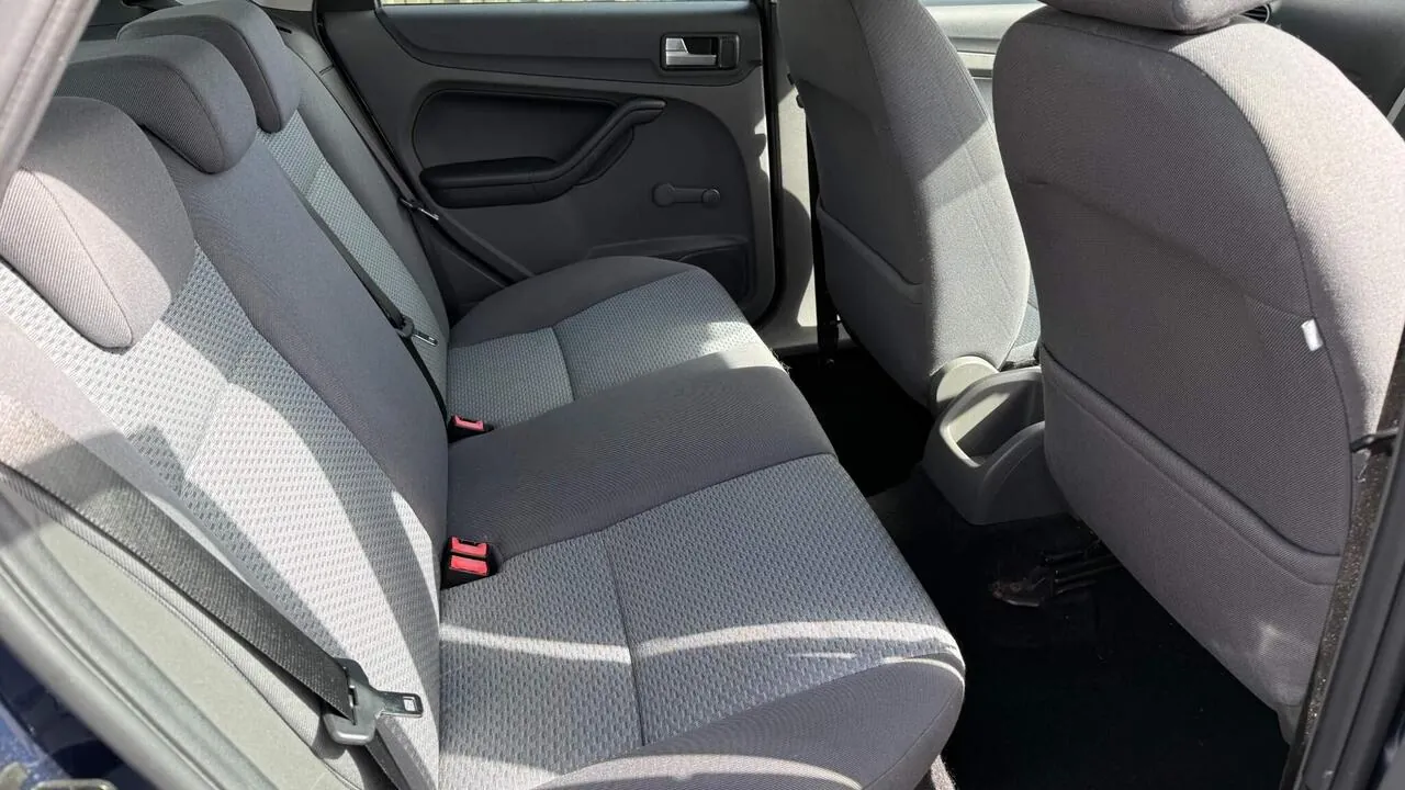 Ford Focus 2006 photo 4