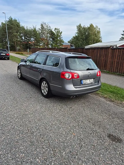 Volkswagen Passat 2008 photo 2