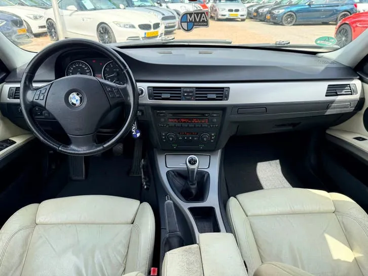 BMW 3-Serie 2006 photo 2