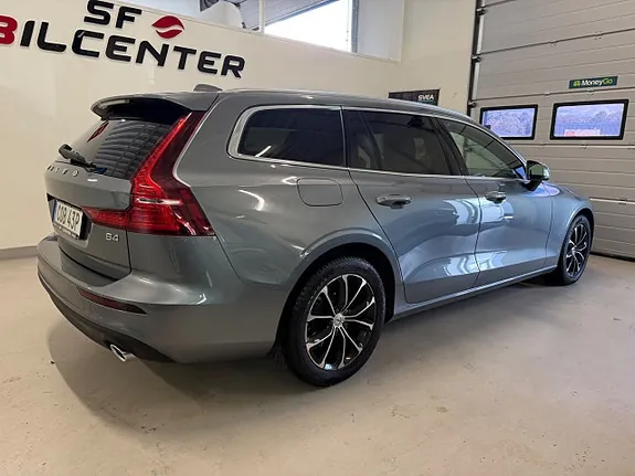 Volvo V60 2021 photo 3
