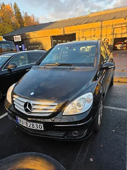 Mercedes-Benz B 180 D