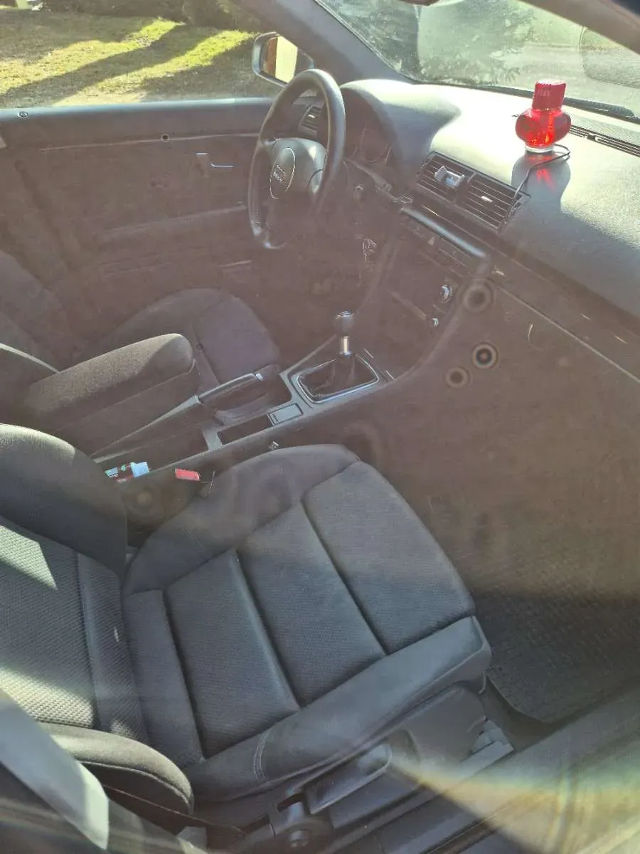 Audi A4 2002 photo 3