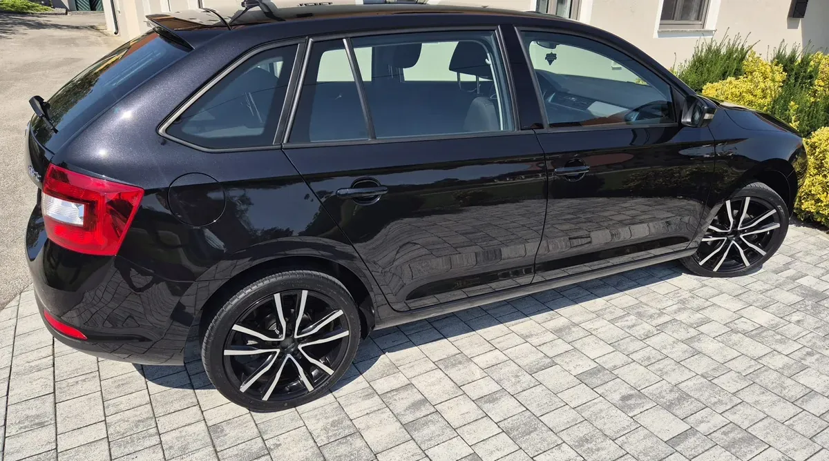 Skoda Rapid 2016 photo 2
