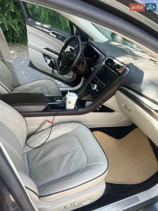 Ford Fusion 2017 photo 3