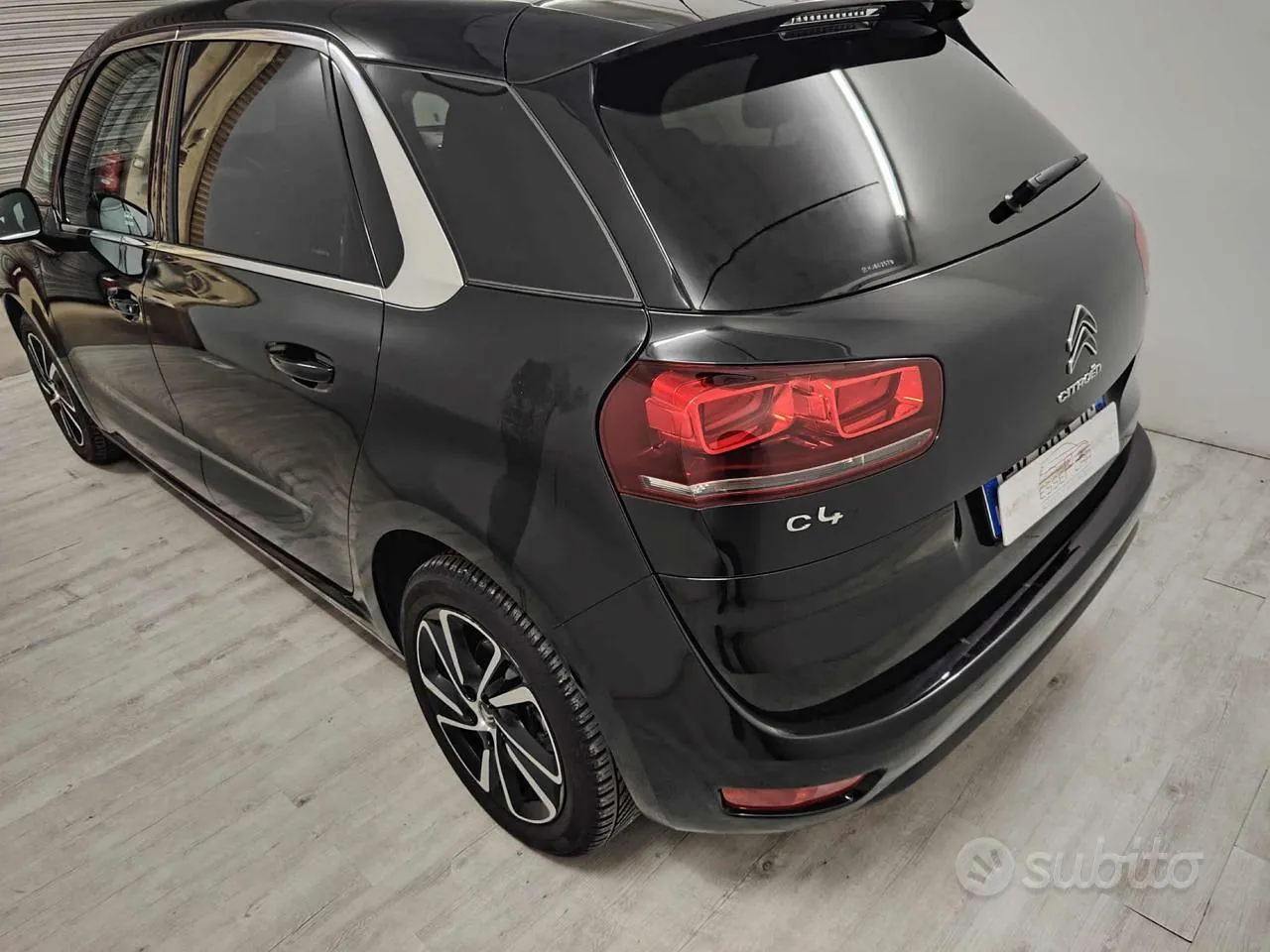 Citroen C4 Picasso 2017 photo 3