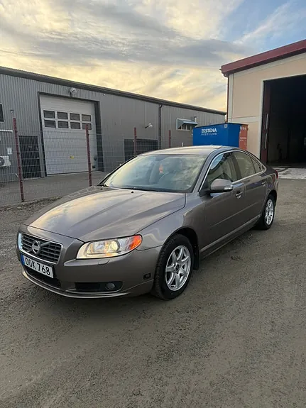 Volvo S80