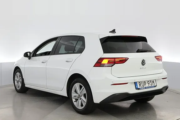 Volkswagen Golf 2023 photo 3