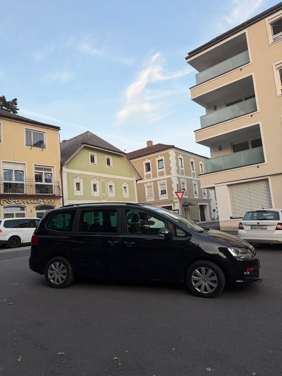 Volkswagen Sharan 2014 photo 2