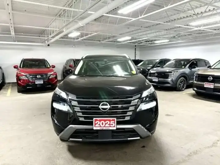 Nissan Rogue 2025 photo 2