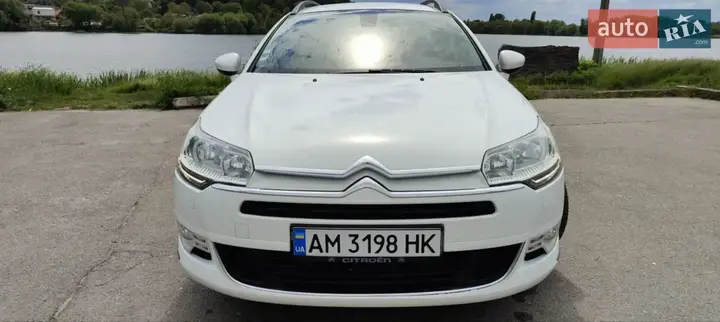 Citroen C5 2014 photo 3