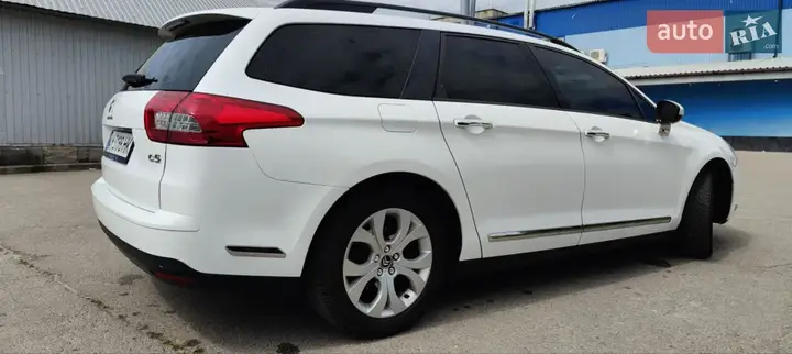Citroen C5 2014 photo 5