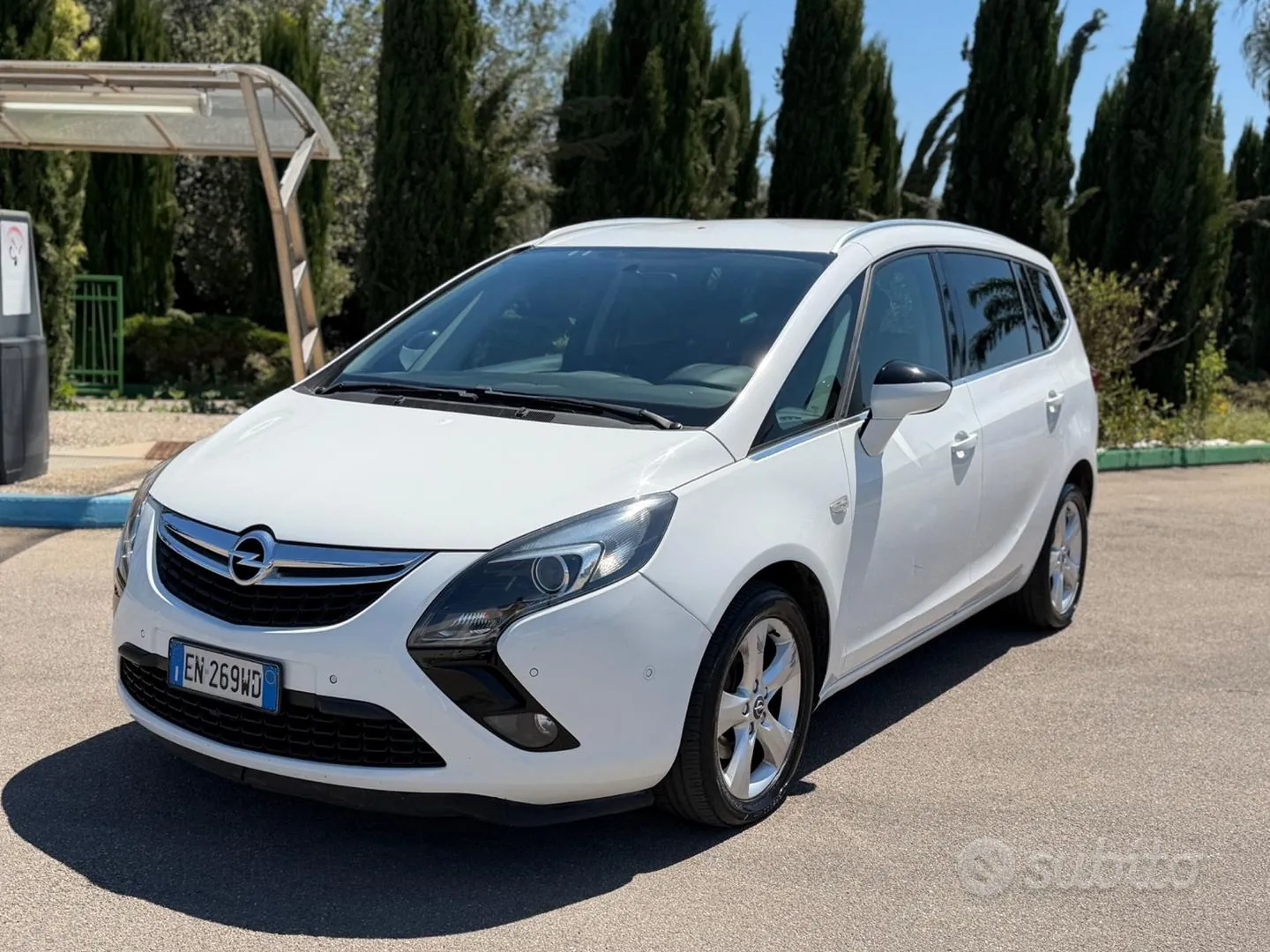 Opel Zafira Tourer 2012 photo 3