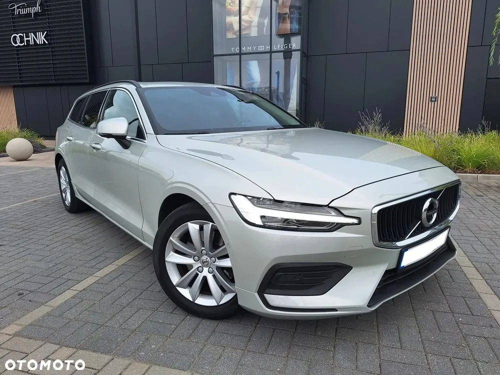 Volvo V60 2021 photo 4