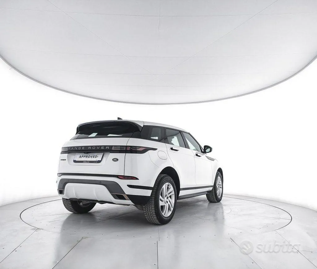 Land Rover Range Rover Evoque 2022 photo 2