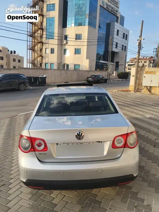 Volkswagen Jetta 2010 photo 3