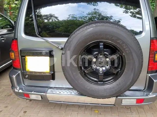 Mitsubishi Pajero 2002 photo 4