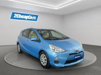 Toyota Aqua 2012 photo 4