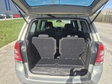 Opel Zafira 2010 photo 3
