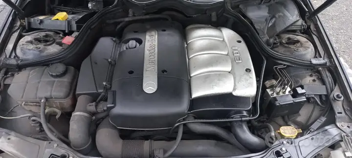 Mercedes-Benz C-Class 2003 photo 3