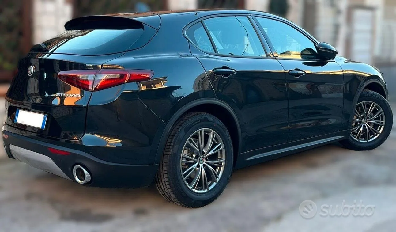Alfa Romeo Stelvio 2021 photo 2