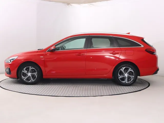 Hyundai I30 2022 photo 2