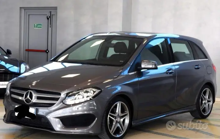 Mercedes-Benz B200