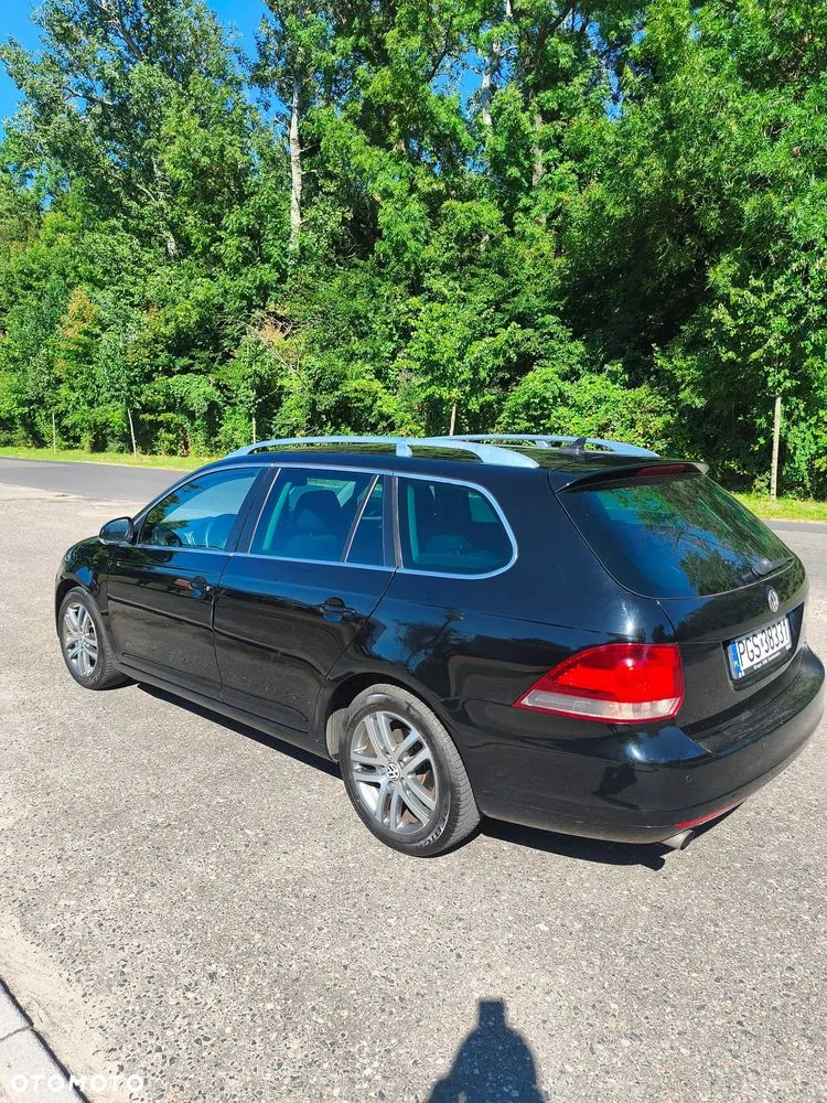 Volkswagen Golf Variant 2011 photo 2