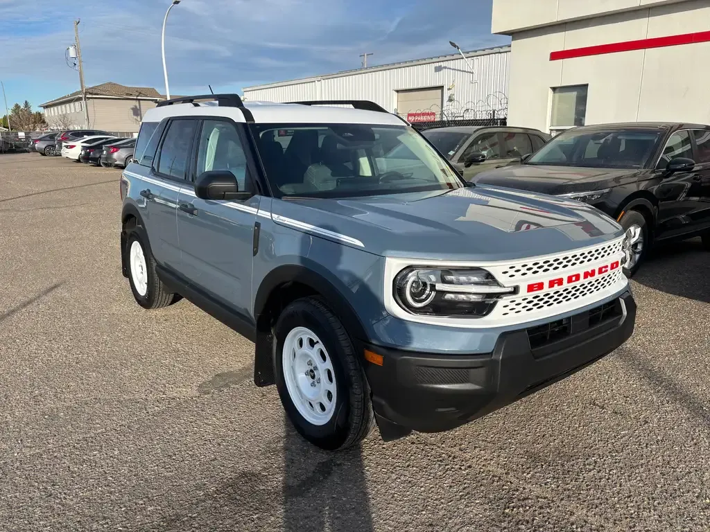 Ford Bronco Sport 2025 photo 2
