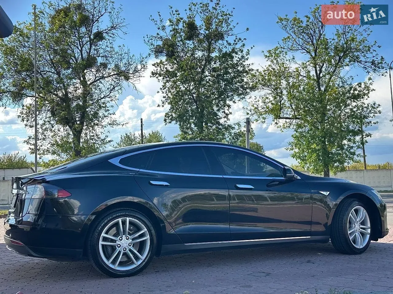 Tesla Model S 2013 photo 5