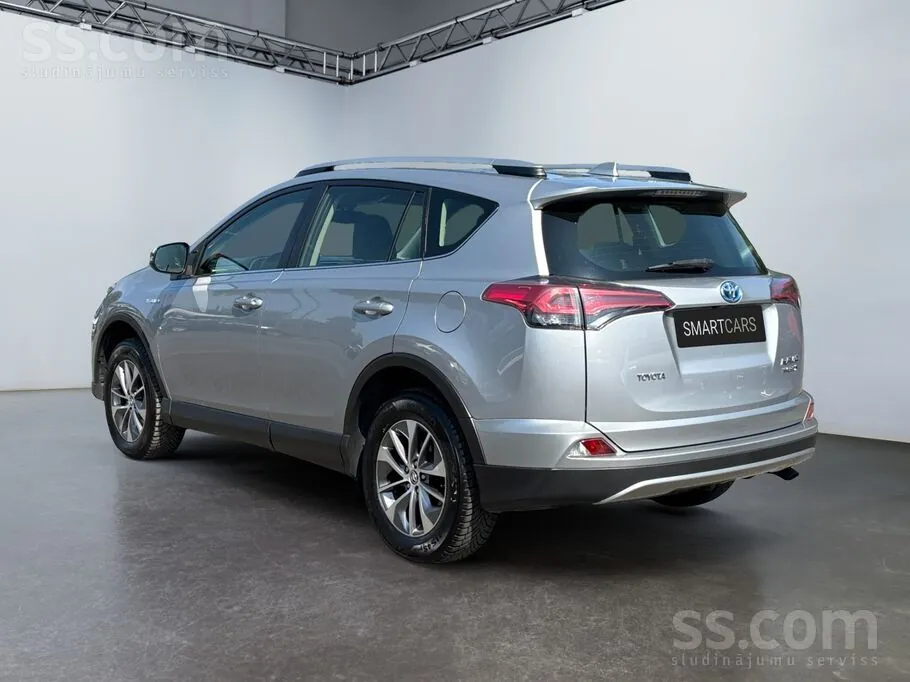 Toyota Rav4 2018 photo 3