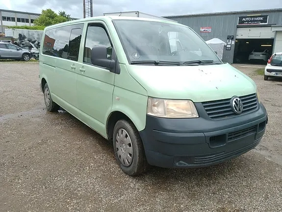 Volkswagen Shuttle