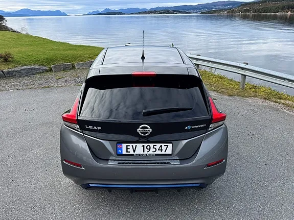 Nissan Leaf 2018 photo 5