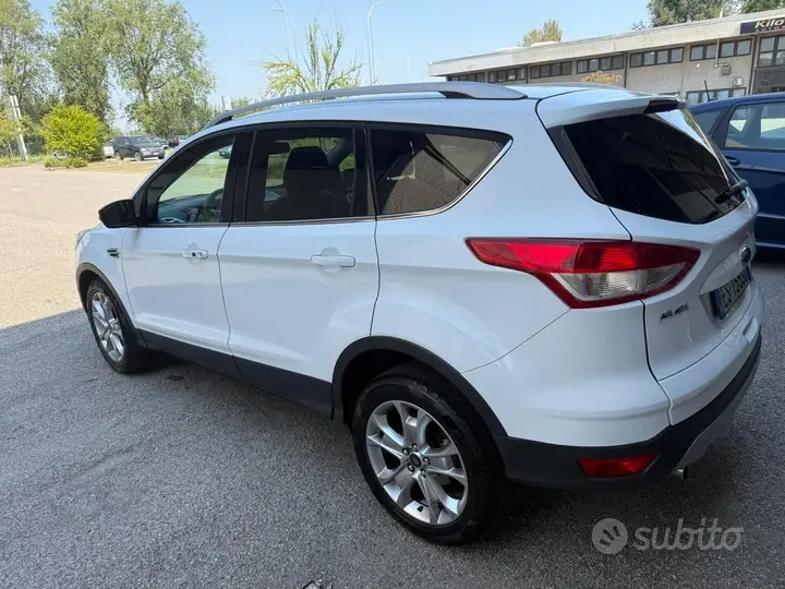 Ford Kuga 2014 photo 4