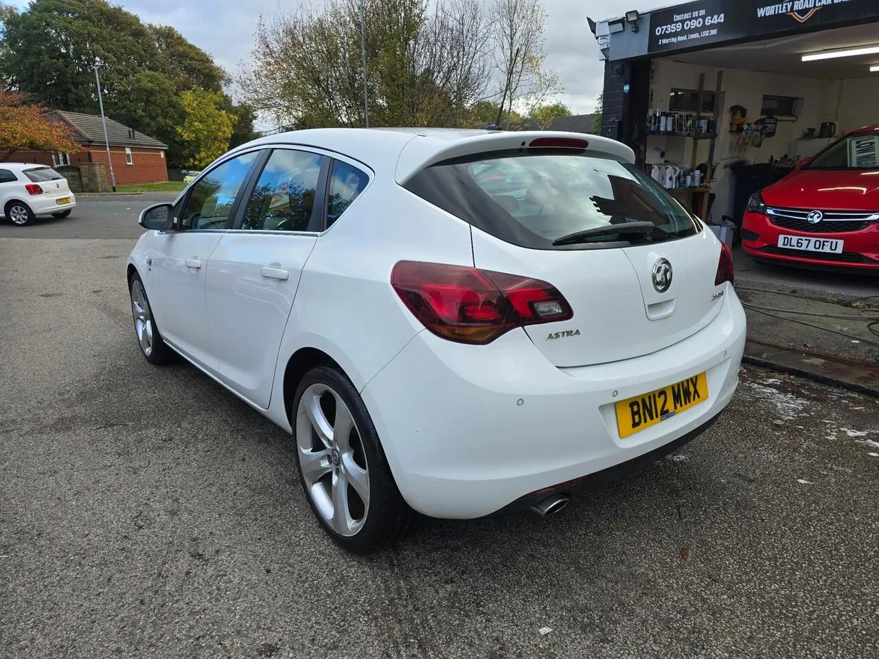 Vauxhall Astra 2012 photo 5