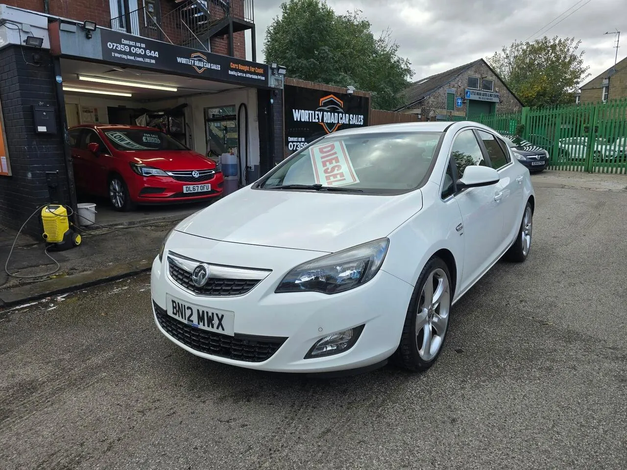 Vauxhall Astra 2012 photo 3