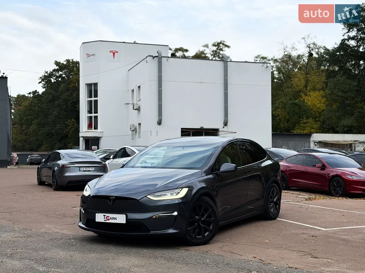 Tesla Model X 2022 photo 2