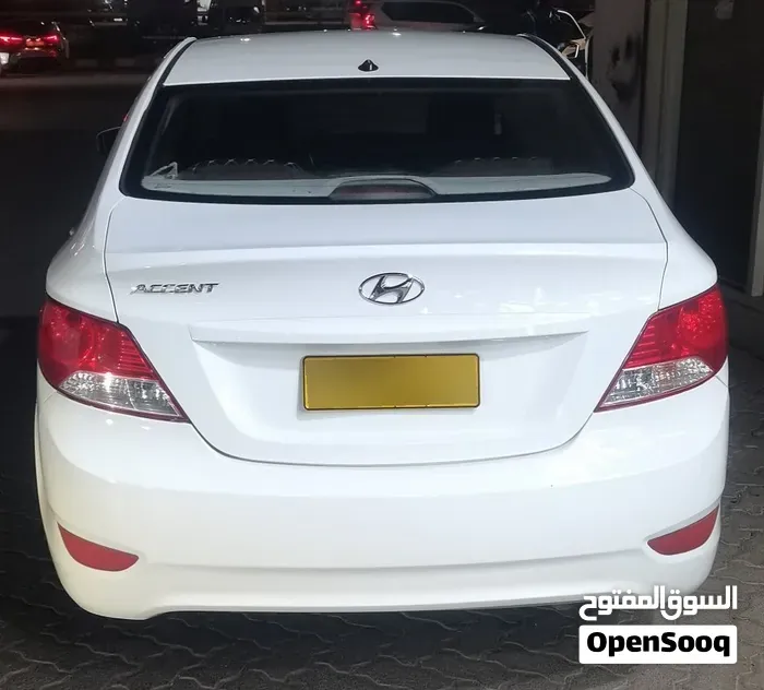 Hyundai Accent 2014 photo 2