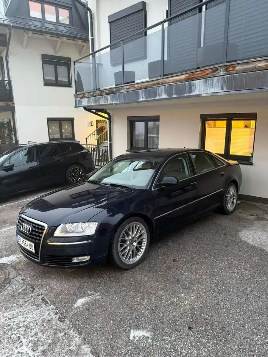Audi A8 2008 photo 3