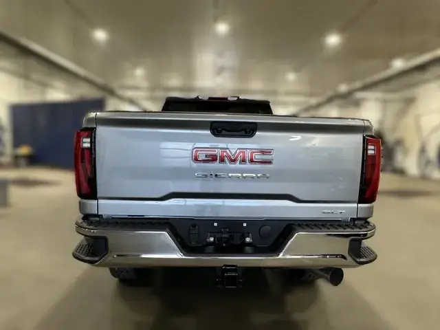 GMC Sierra 3500Hd 2026 photo 5