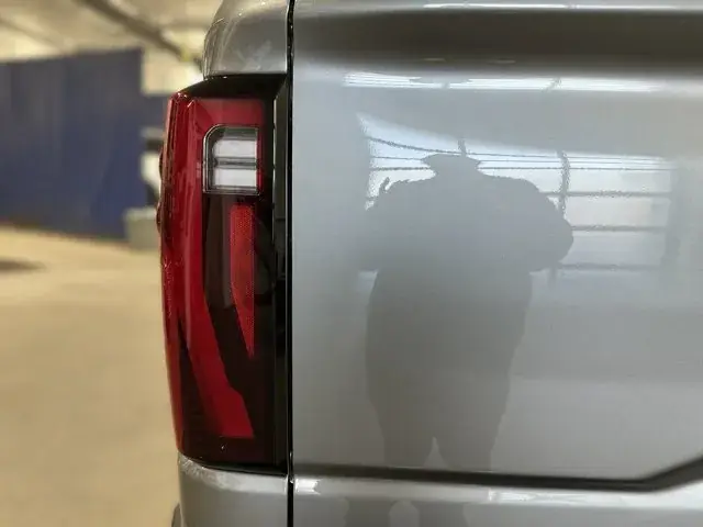 GMC Sierra 3500Hd 2026 photo 4
