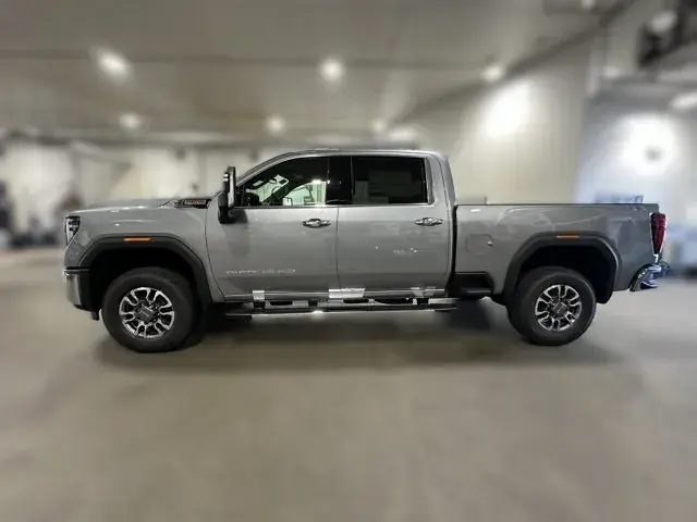 GMC Sierra 3500Hd 2026 photo 2