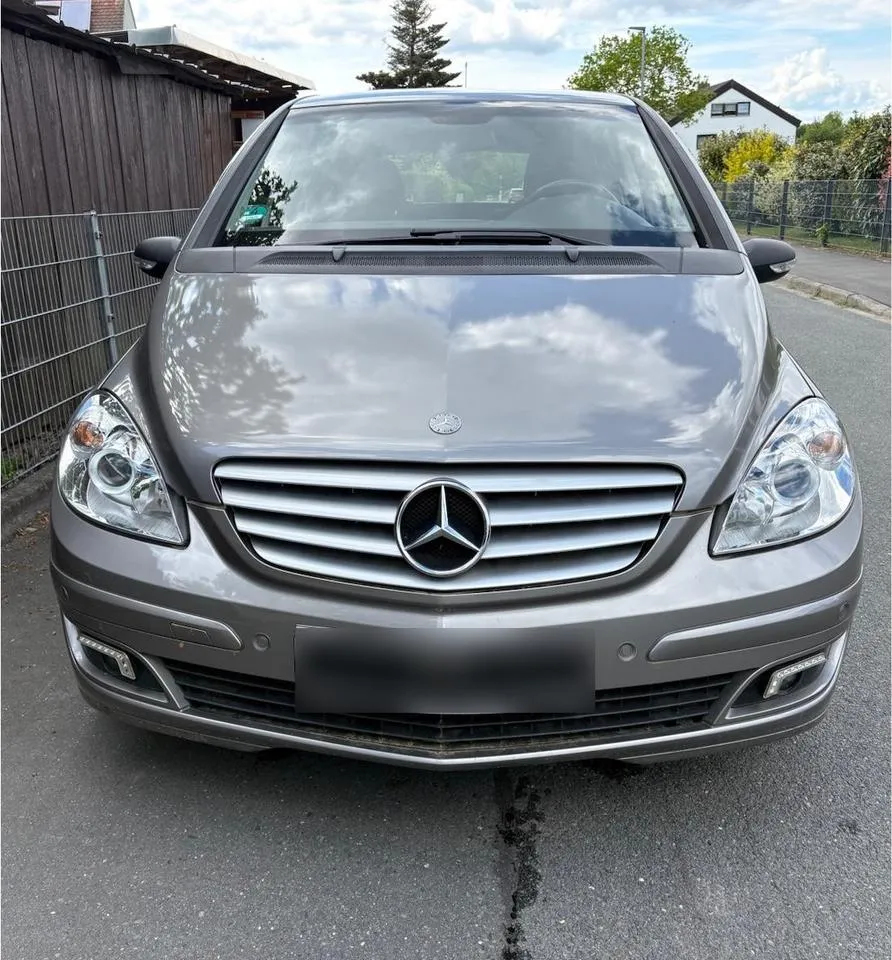 Mercedes-Benz B170
