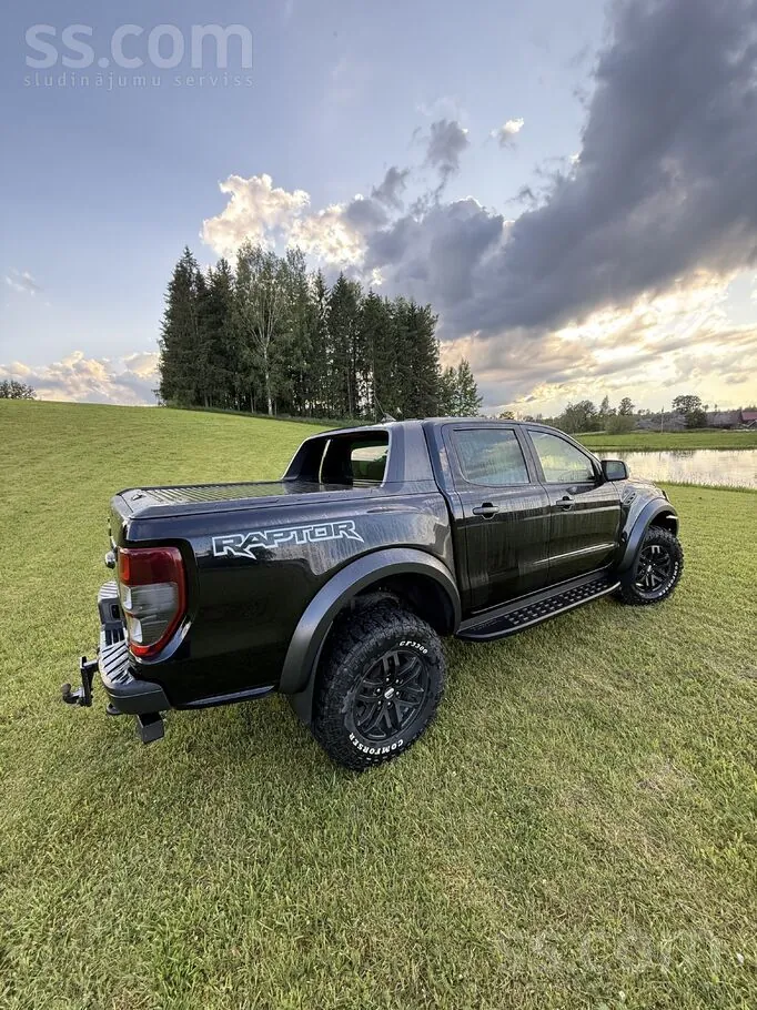 Ford Raptor 2022 photo 2