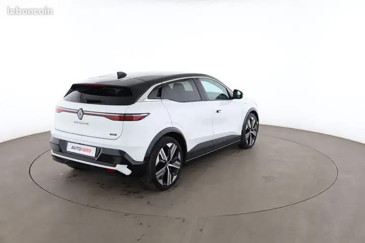Renault Megane 2023 photo 3