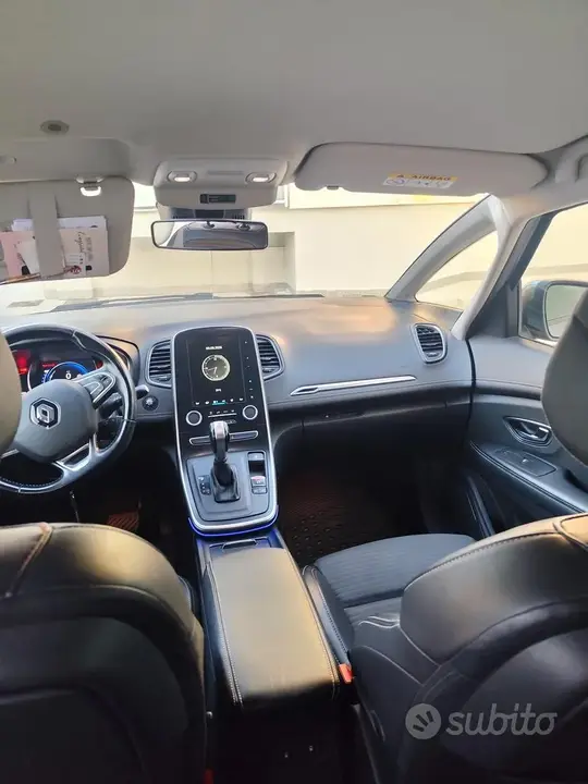 Renault Scenic 2018 photo 3