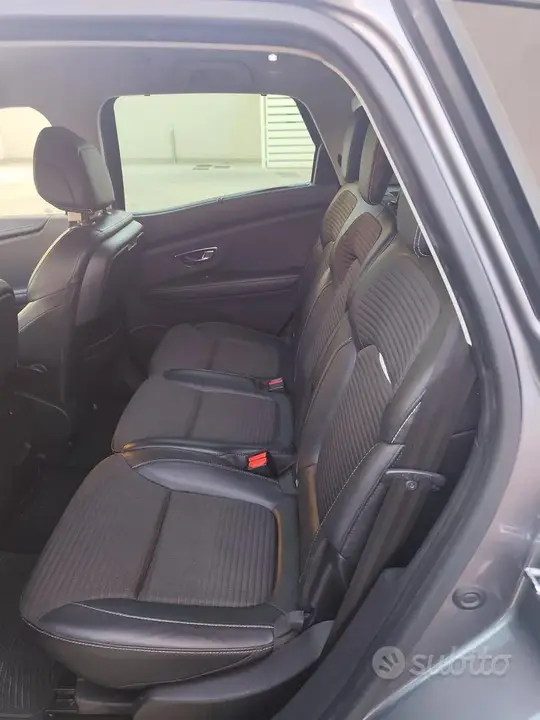 Renault Scenic 2018 photo 4
