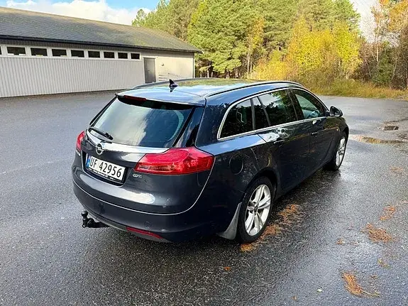 Opel Insignia 2010 photo 2