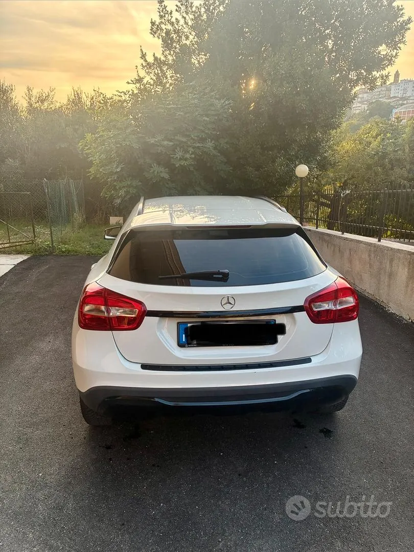 Mercedes-Benz Gla 2018 photo 2