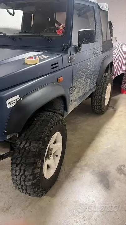 Suzuki Samurai 1990 photo 5