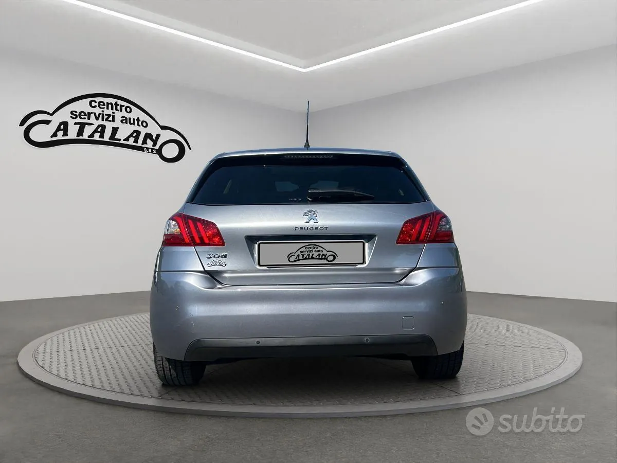 Peugeot 308 2018 photo 4